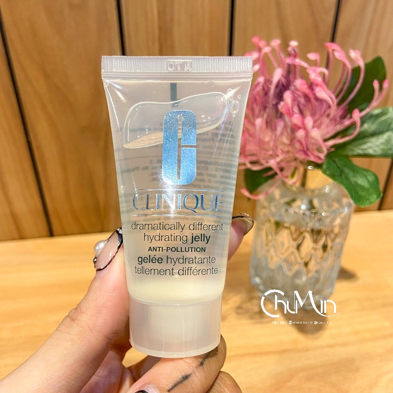 Kem Dưỡng Ẩm Dạng Gel Trong Suốt Clinique Dramatically Different Hydrating Jelly 30ml & 50ml