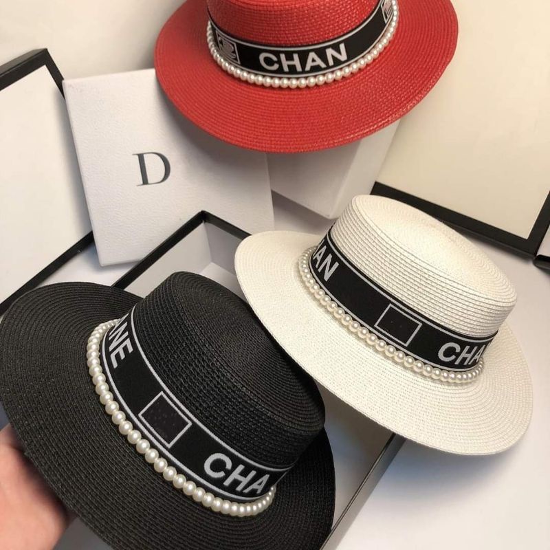 Mũ cói vành nhỏ đi biển đai dio đen viền ngọc sang chảnh