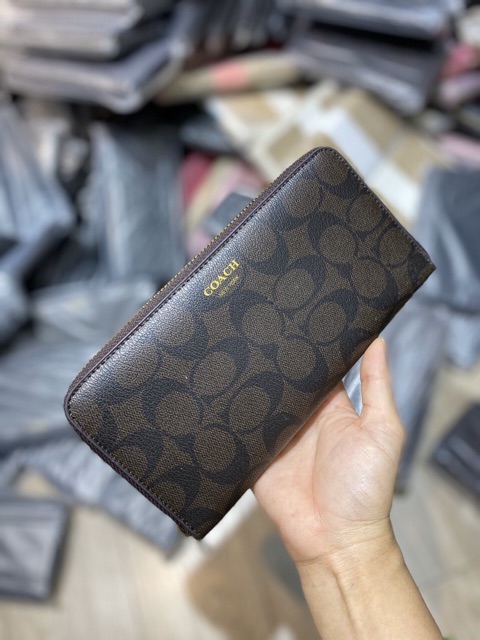 Ví dài dây kéo Coach các loại