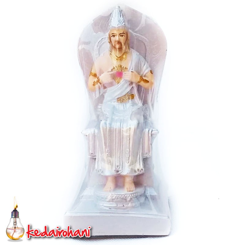 Mô Hình Tượng Chúa Jesus Gusti Hình Trái Tim 15cm Dùng Trang Trí