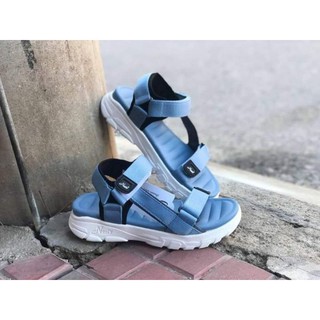 Giày Sandal nam nữ màu xanh quai chéo NESTY