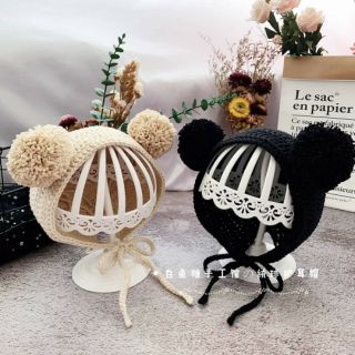 Fom Nhựa Trưng Nón