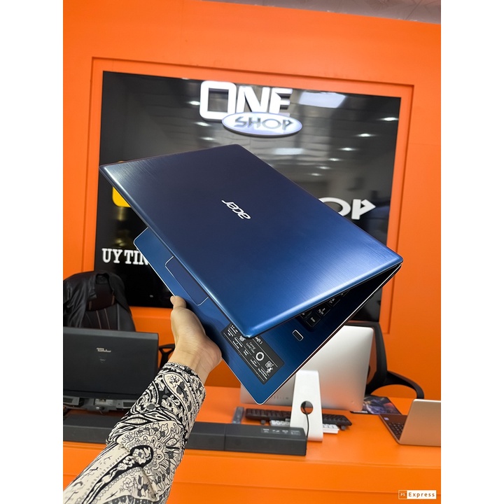 Laptop Acer Swift 315-51 Core i5 8250/ SSD 512Gb/ 15.6'' IPS FHD/ Vỏ hợp kim, vân tay 1 chạm.