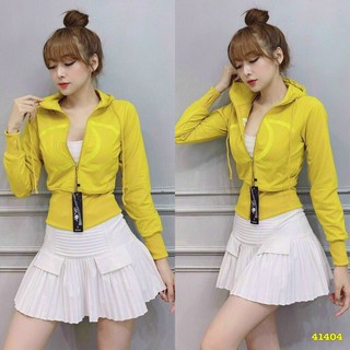 Áo khoác lửng bo eo thiêu