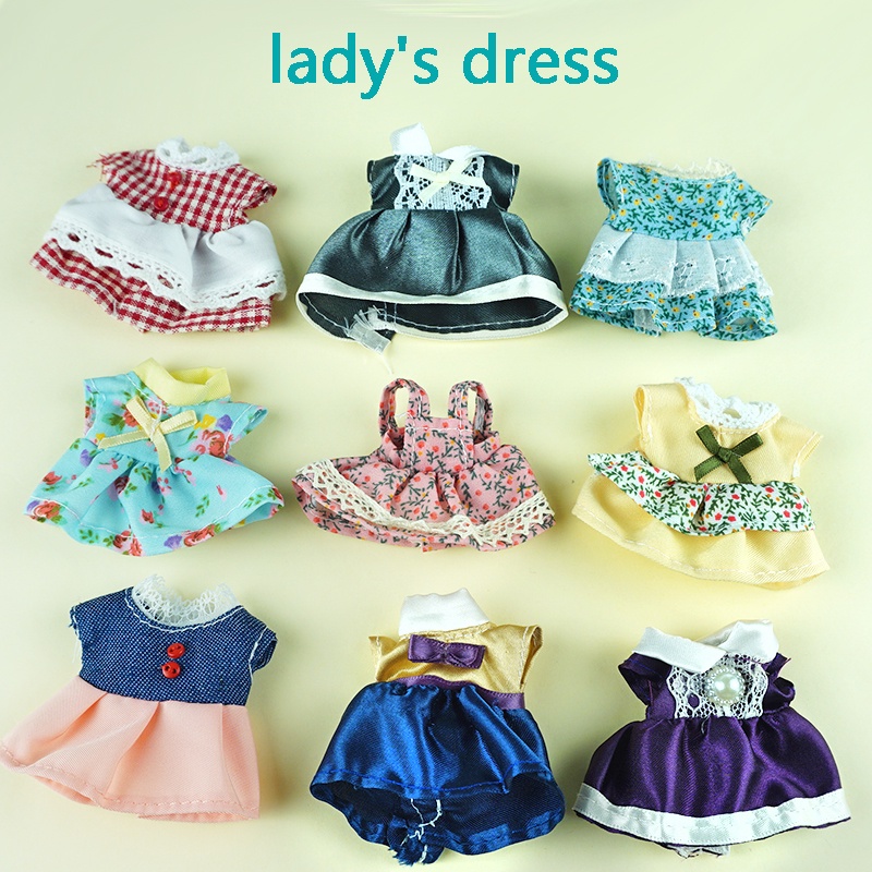 Đồ Chơi Gia Đình Thỏ Mặc Đầm 9 Kiểu Trang Phục Búp Bê Tỷ Lệ 1/12