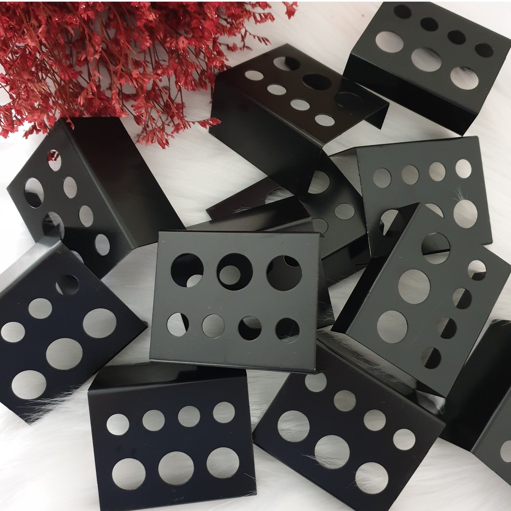 Khay thép đựng chum mực xăm