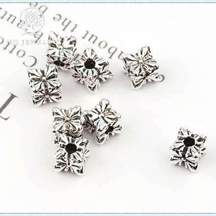 Charm bạc chặn hình hoa - NQ Jewelry