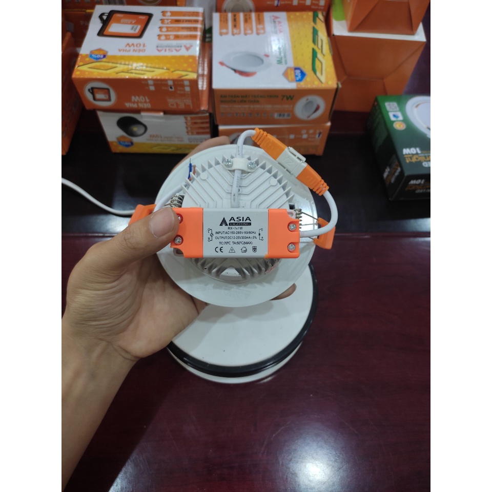 Đèn dowlight âm trần Asia bảo hành 2 năm...................................................................