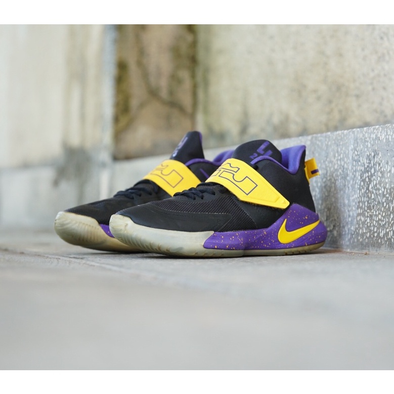 [2hand] Giày Thể Thao NIKE AMBASSADOR 11 LAKERS BQ5436-003 GIÀY CŨ CHÍNH HÃNG