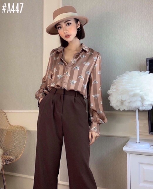 Áo sơ mi hoạ tiết con ong