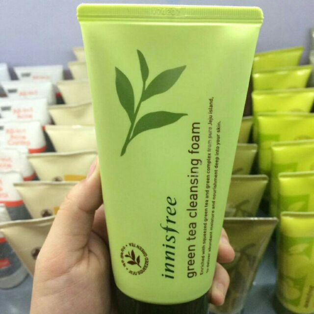 Sữa rửa mặt trà xanh innisfree