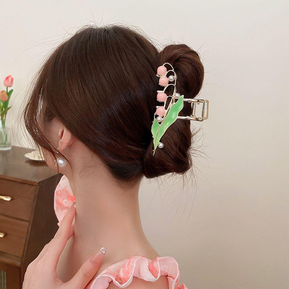 Kẹp Tóc Móng Vuốt Hình Cá Mập Đính Hoa Màu Ngà Thanh Lịch Cho Nữ