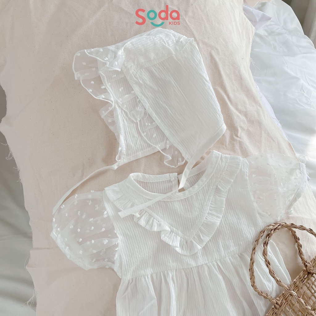 Bộ liền bé gái SODA KIDS viền bèo tay voan công chúa kèm mũ babydoll, chất liệu thô mềm, mỏng, nhẹ