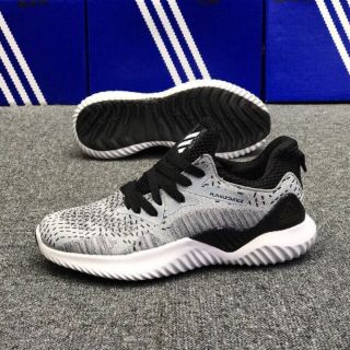 Giầy thể thao adidas alpha bough- hàng full hộp