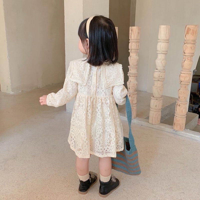 Đầm ren trắng dài tay xinh xắn cho bé gái