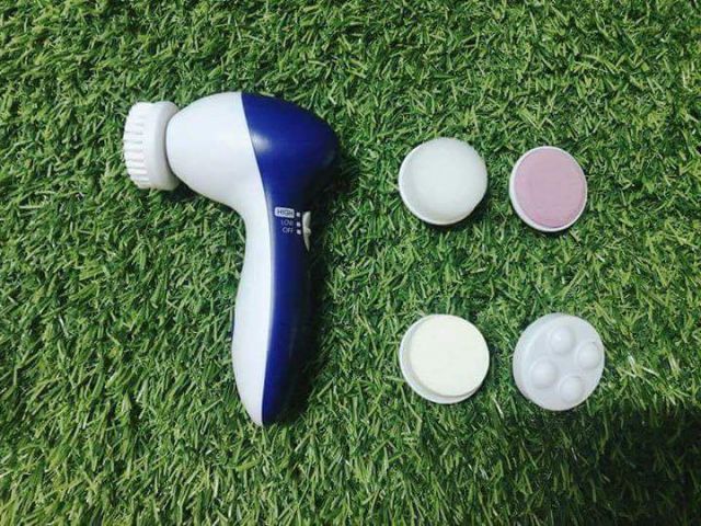 MÁY RỬA MẶT 5 IN 1 NIVEA