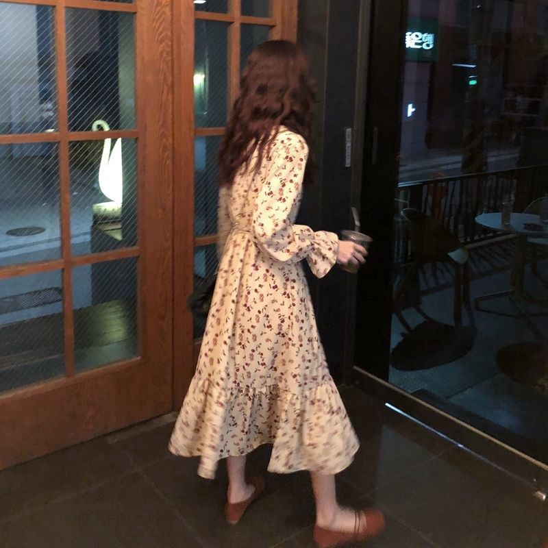 V-Neck Floral Long Sleeve Dress With Floral Patterns Wide Comfort Design | BigBuy360 - bigbuy360.vn