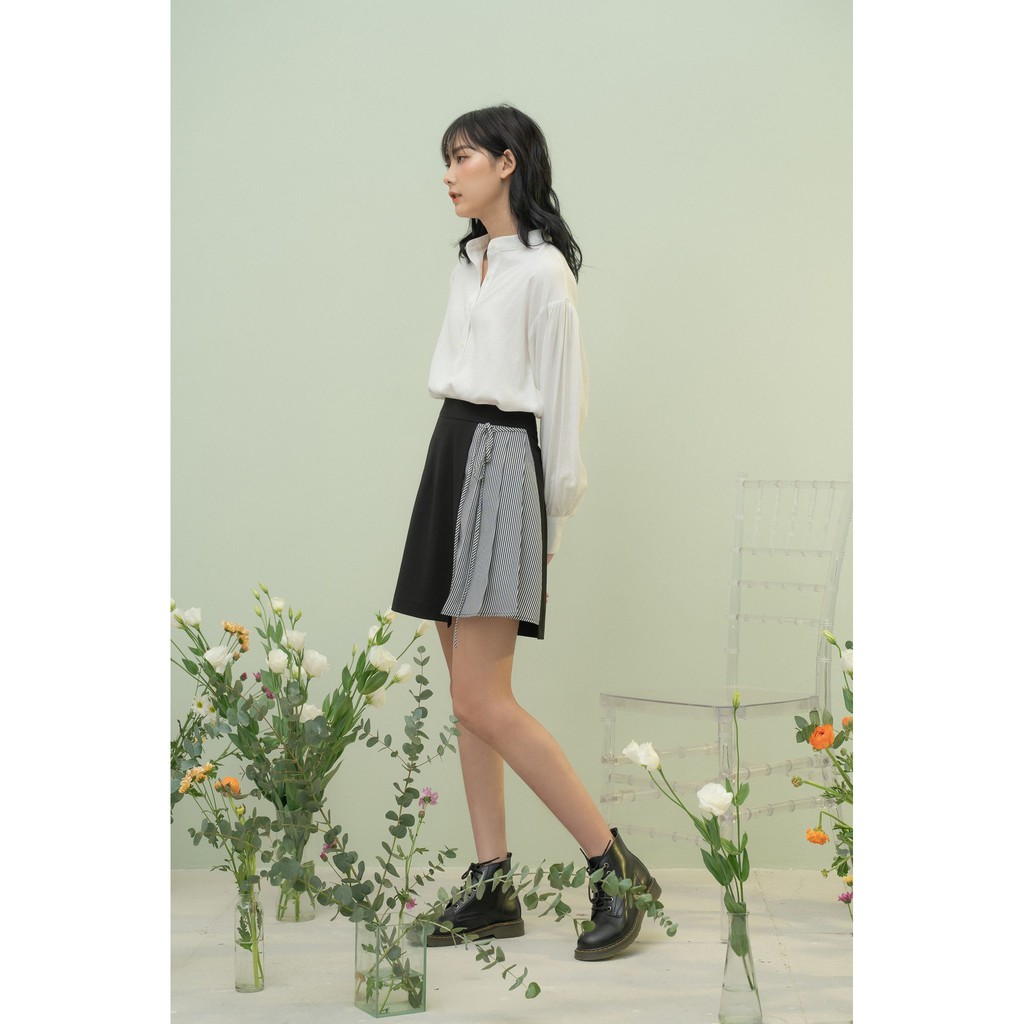 [Mã SKAMCLU7 giảm 10% tối đa 50K đơn 0Đ] Chân váy ngắn nữ MADELEN mixed kẻ xanh có nơ buộc | BigBuy360 - bigbuy360.vn