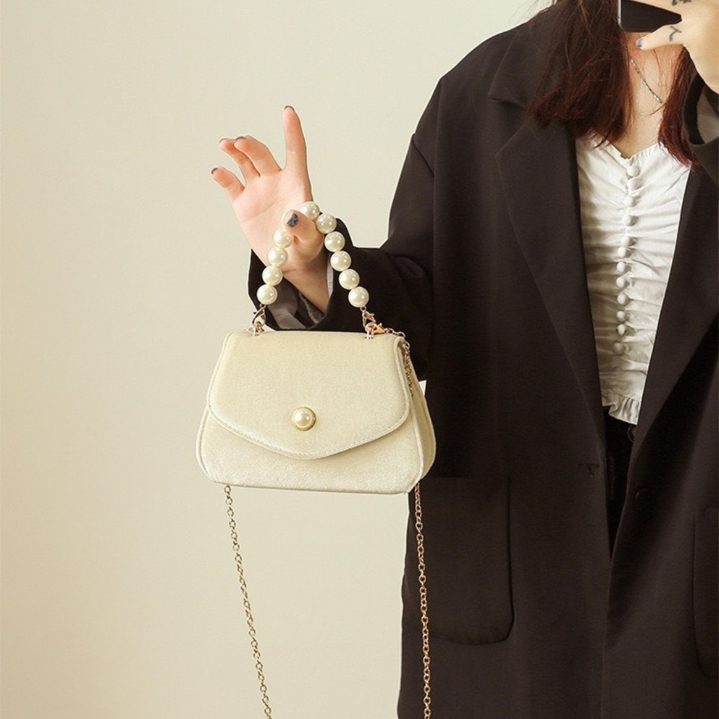 Túi xách nhung khóa đính hạt siêu xinh | BigBuy360 - bigbuy360.vn