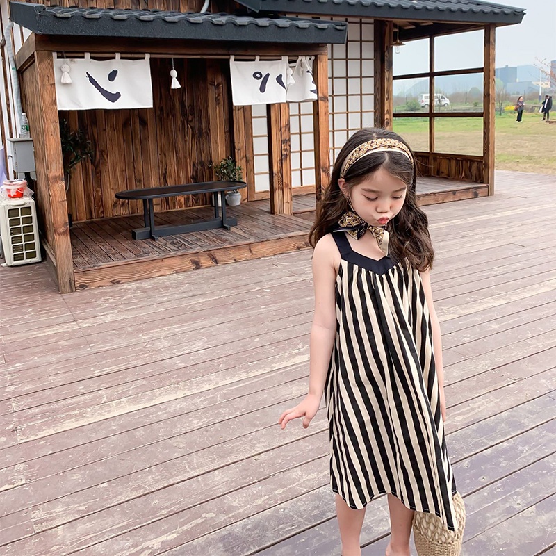 Đầm Hai Dây Sát Nách Cổ Chữ V Họa Tiết Chấm Bi Thời Trang Mùa Hè Ngọt Ngào Cho Bé Gái