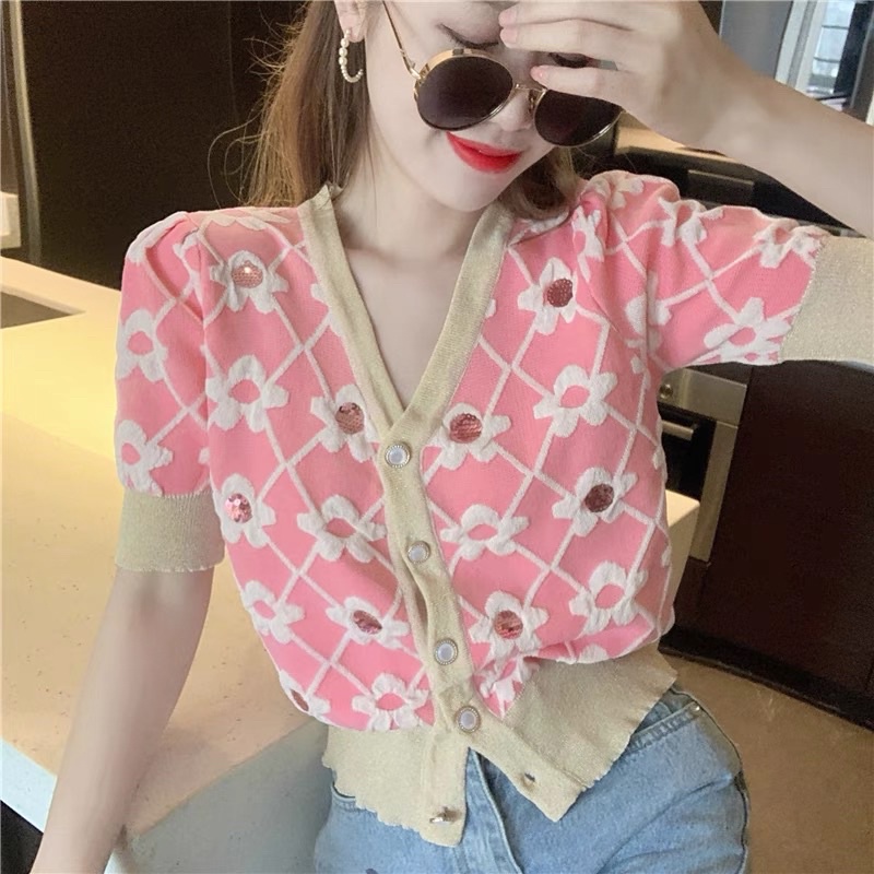 Áo len cardigan thêu hoa đính sequin ngắn tay màu hồng