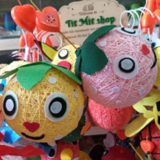 Đèn trung thu dâu tây handmade