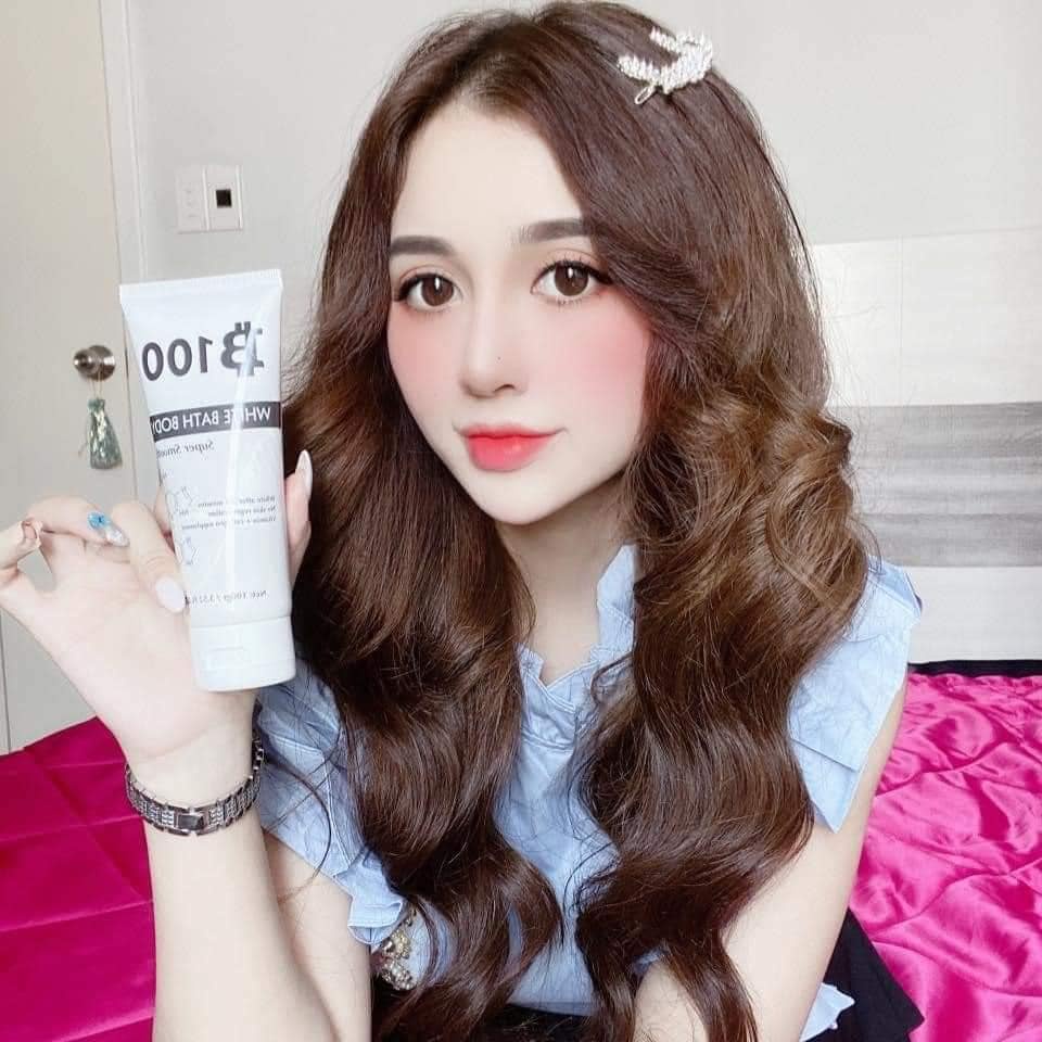 Tắm trắng body, ủ trắng body và face B100 tắm là trắng, giúp nuôi dưỡng làn da trắng hồng mịn màng không bị kích ứng da
