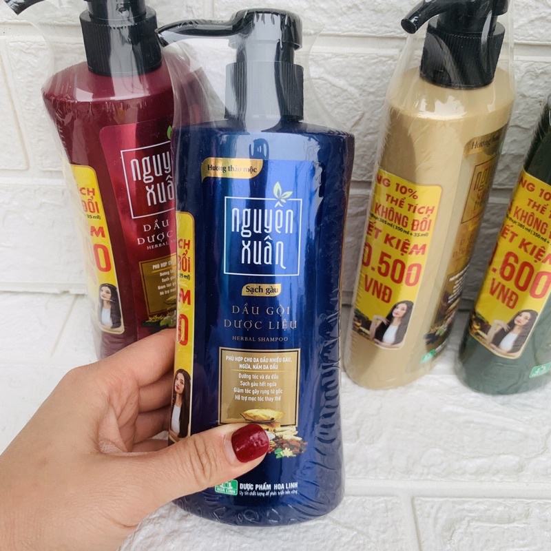 Dầu gội dược liệu Nguyên Xuân Bồng Bềnh 350ml