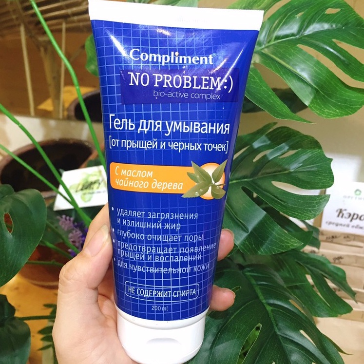 Sữa rửa mặt Compliment giảm mụn ngừa mụn sạch sâu chăm sóc da mặt căng bóng cho da mụn nhạy cảm da dầu