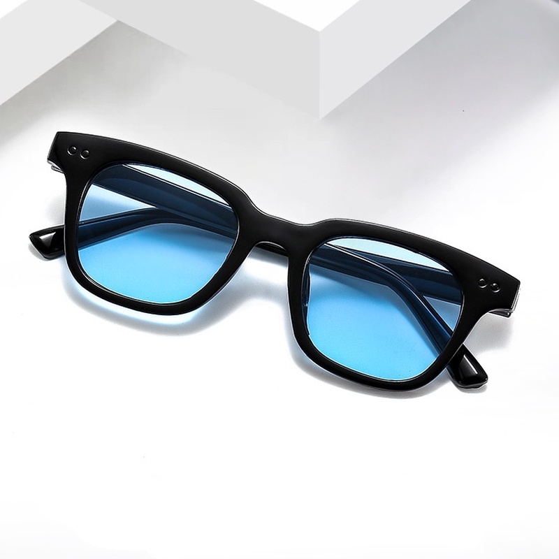 Kính Mát Gọng Đen Thời Trang Hàn Quốc 2022