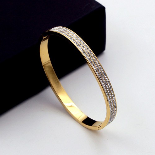 Vòng Tay 3 Hàng Xoàn Titan Ko Đen TT 3526