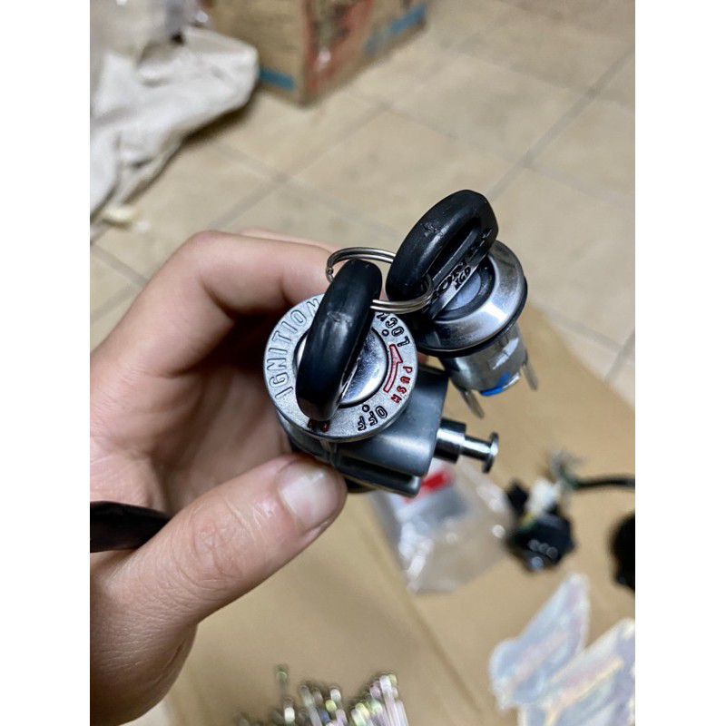 Ổ khoá dream chính hãng Honda