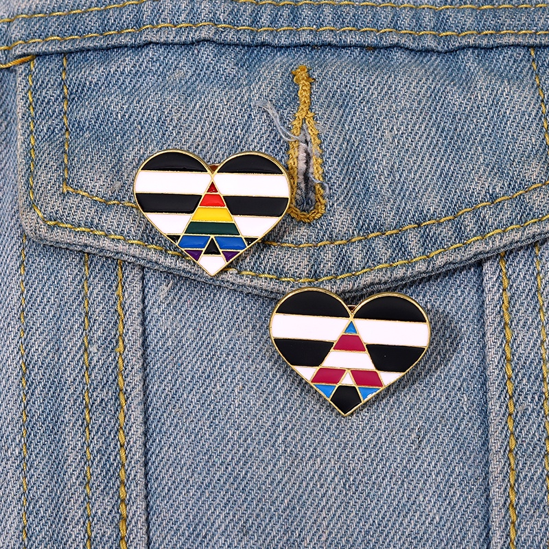 Ghim Cài Áo Hình Trái Tim / Cầu Vồng Phối Kẻ Sọc Trắng Đen Thời Trang Cho Cặp Đôi