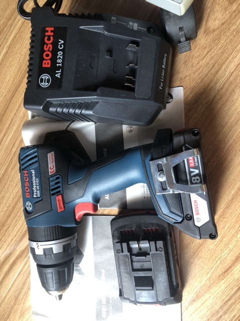 Máy khoan pin Bosch