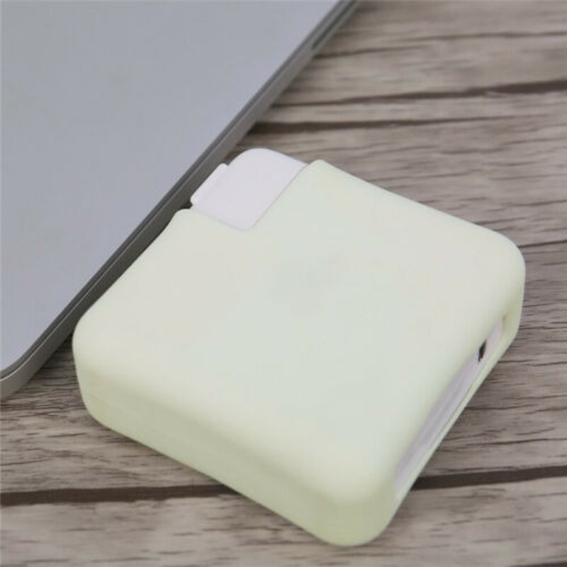Vỏ bọc silicon bảo vệ chống bụi cho cục sạc Macbook