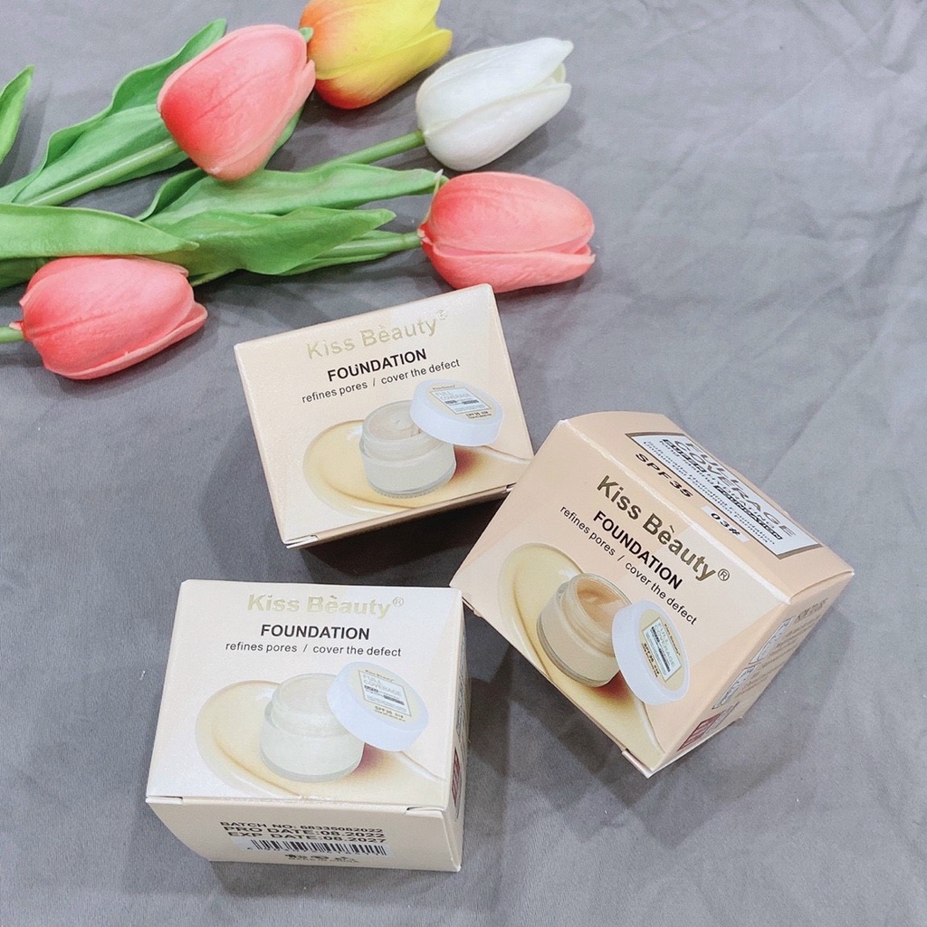 Kem nền che khuyết điểm FOUNDATION