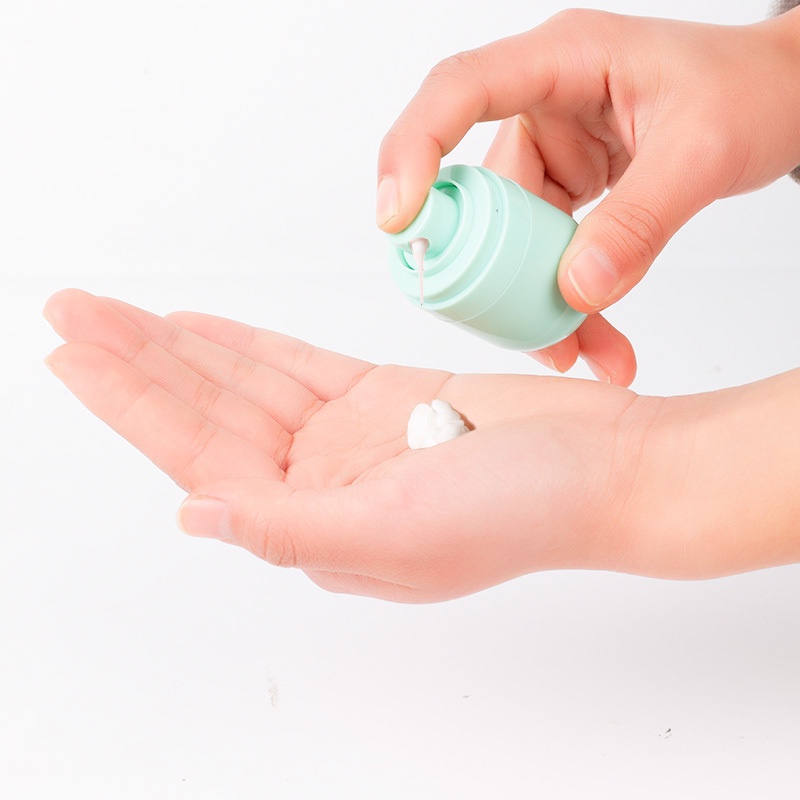 Chai Xịt Chân Không 15Ml Mini Dùng Để Đựng Lotion/ Tinh Dầu/Nước Hoa/Kem Dưỡng Tay Khi Đi Du Lịch Và Ngoài Trời