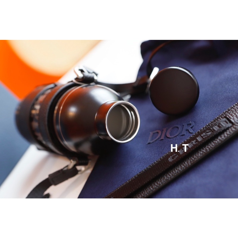 BÌNH NƯỚC DI O FULL BOX KÈM DÂY ĐEO