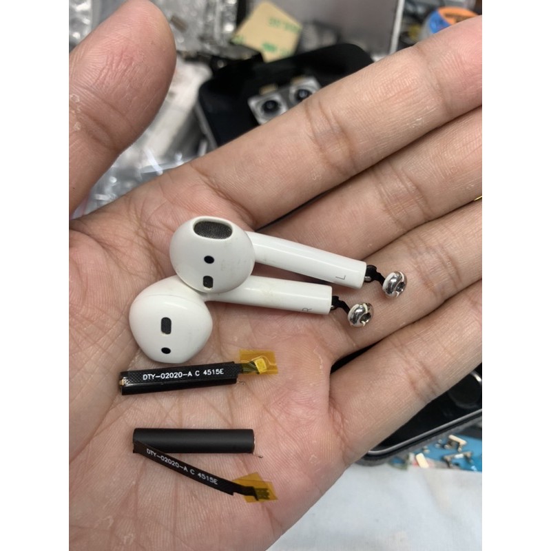 Pin Thay cho tai nghe airpods 1,2. pin đã hàn sẵn dây nối