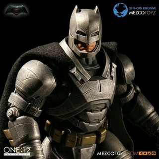 Mô hình Batman Armor Mezco Toyz