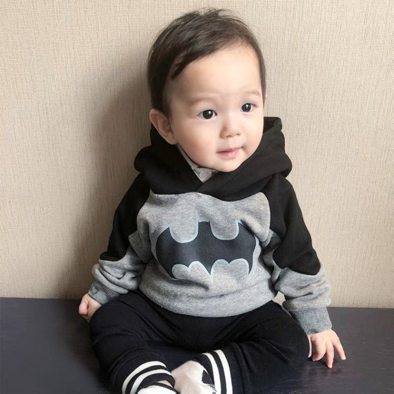 Áo nỉ batman có mũ cho bé