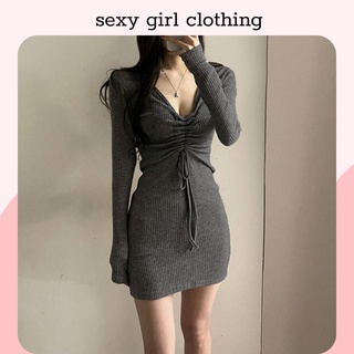 Đầm body len dáng ngắn, váy ôm dài tay chất liệu len mỏng có dây rút ngực.
