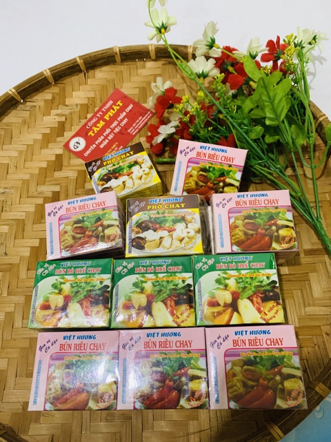 1 HỘP BÚN RIÊU CHAY