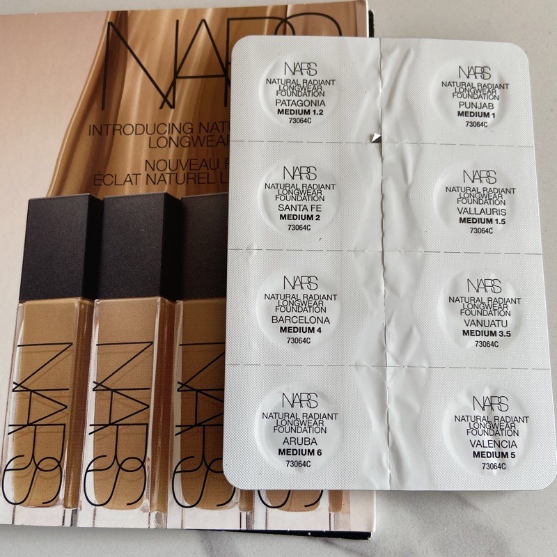 Kem nền Nars Natural Radiant Longwear Foundation | BigBuy360 - bigbuy360.vn