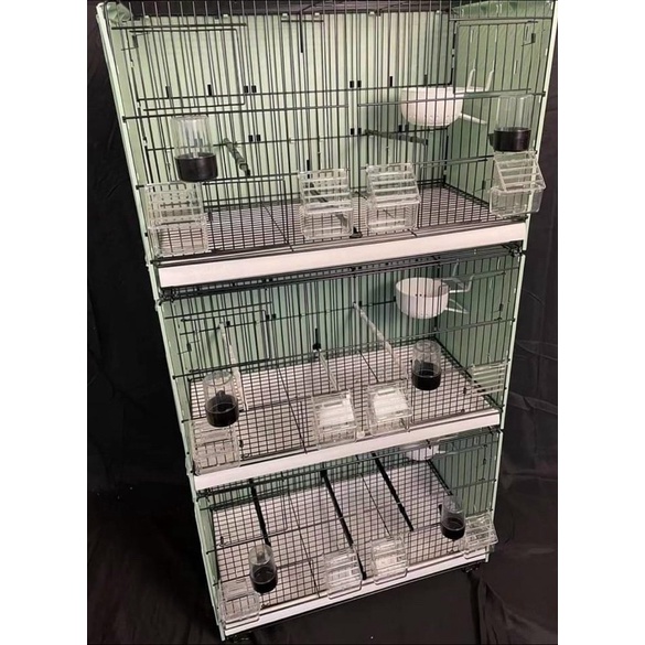 Lồng sinh sản 3 vách nhựa dành cho chim cảnh 950k/cái