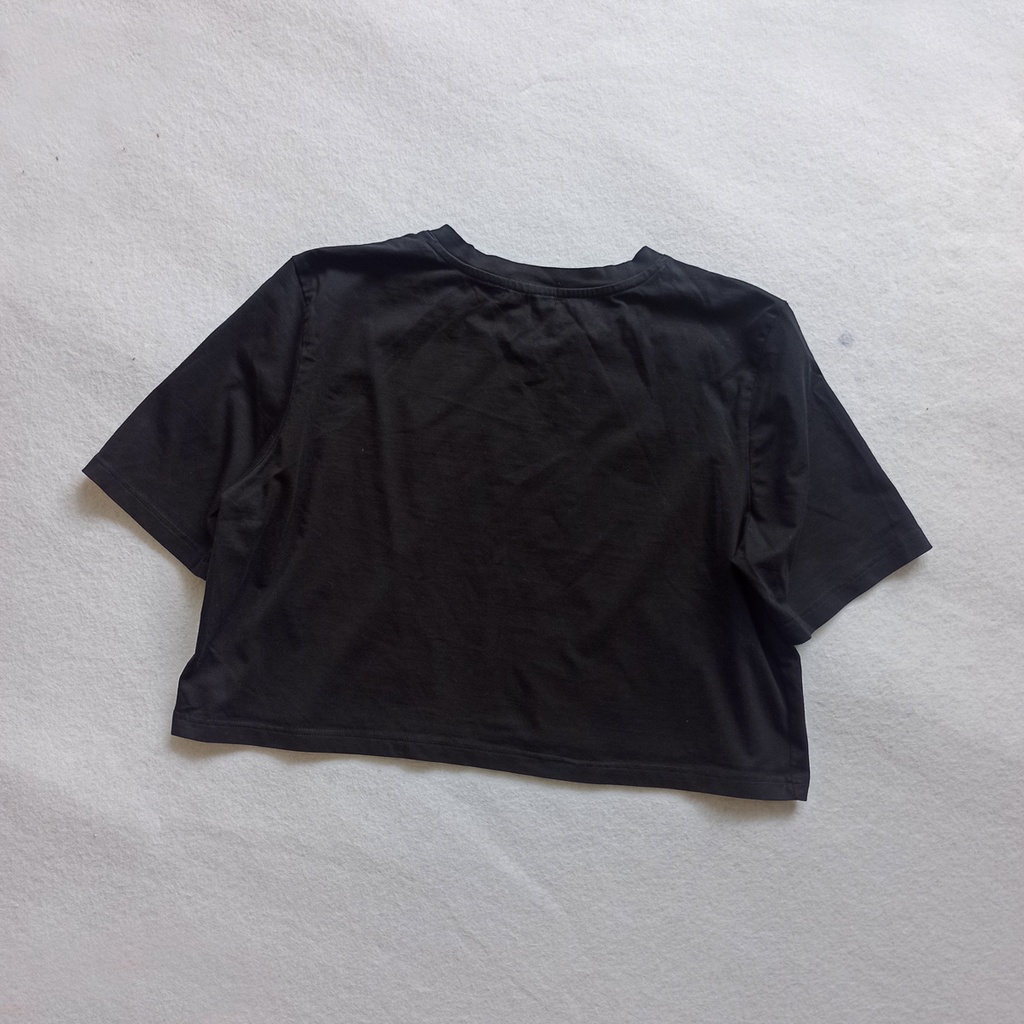Thanh lý áo thun croptop form rộng