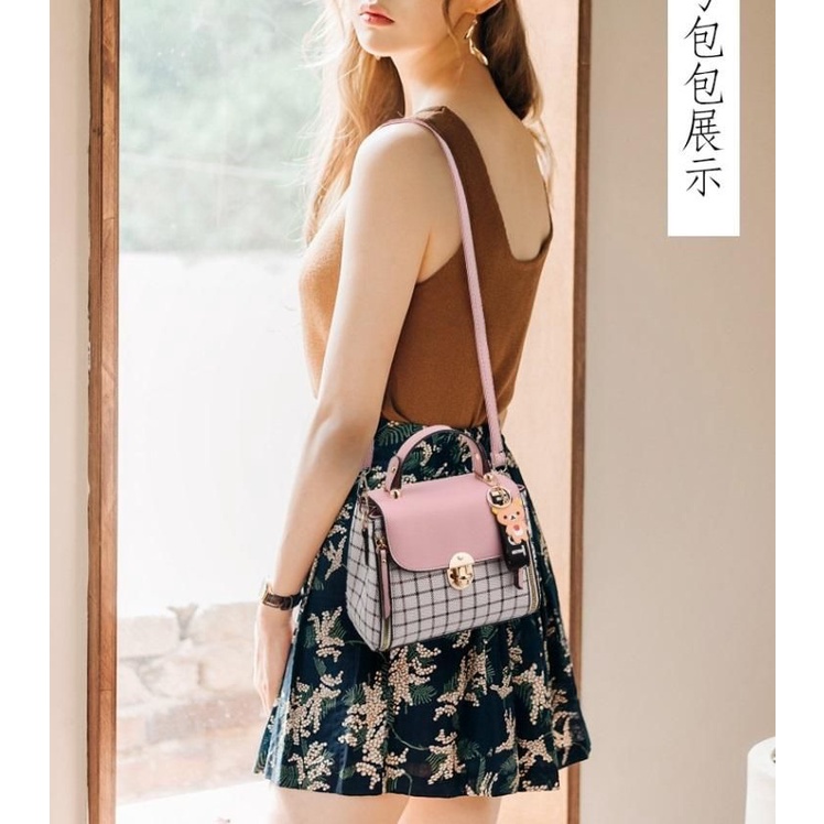 Túi Đeo Chéo Kẻ Caro Thời Trang MS002