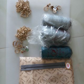 Com bo sợi thô và phụ kiện làm túi