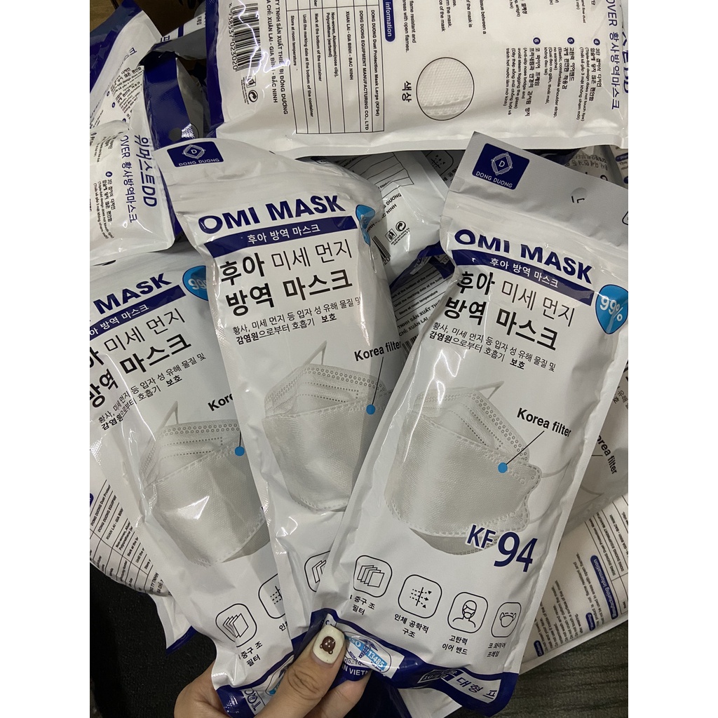 [ SIÊU RẺ] 1 THÙNG 300 CHIẾC KHẨU TRANG 4 LỚP KF94 OMI MASK