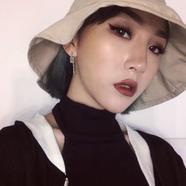 Bông Tai Dạng Dây Xích Treo Mặt Chữ Phong Cách hip hop Cho Nữ